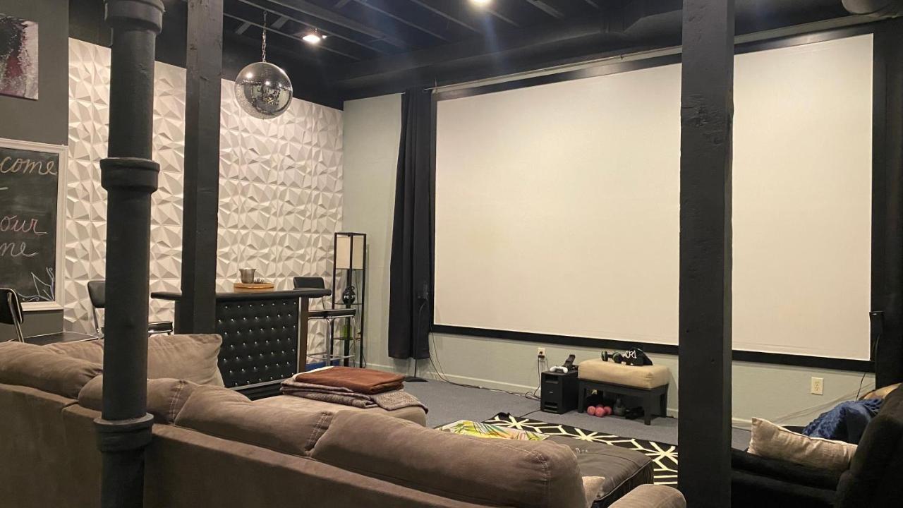 160Inch Home Movie Theater- Great For Movie Night! Omaha Exterior foto